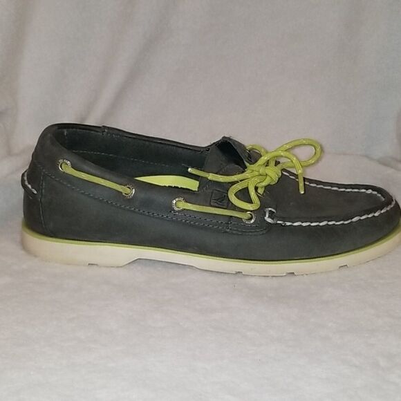 SPERRY TOP-SIDER MENS AUTHENTIC ORIGINAL BOAT SHOE - Picture 1 of 8